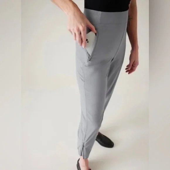 Athleta Brooklyn Heights Jogger Size 16 Coastline Blue - Picture 1 of 5